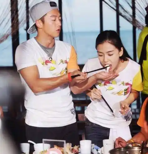 baby郑恺这一抱恍如前世恋人今生再续前缘_baby_环节_cp