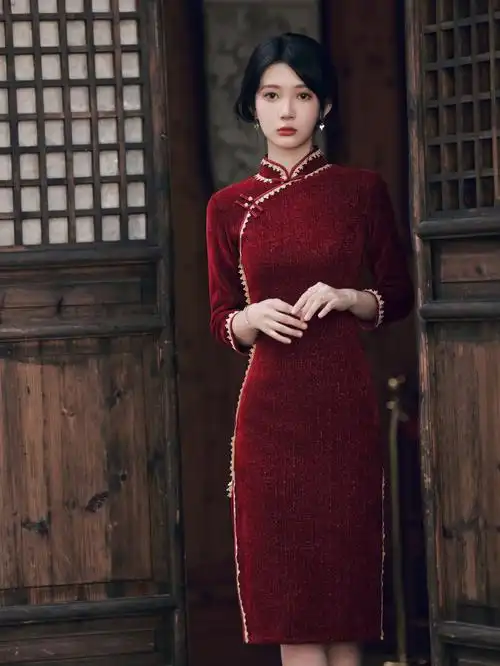 秋冬长袖旗袍年轻款复古旗袍少女国风简约大气复古改良连衣裙日常穿