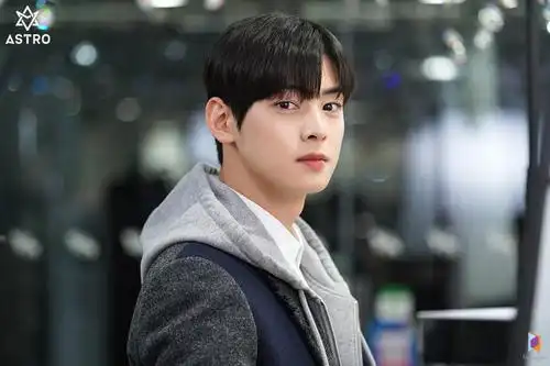 "漫撕男"车银优饰高冷校草 新剧《女神降临》超高清剧照来袭!