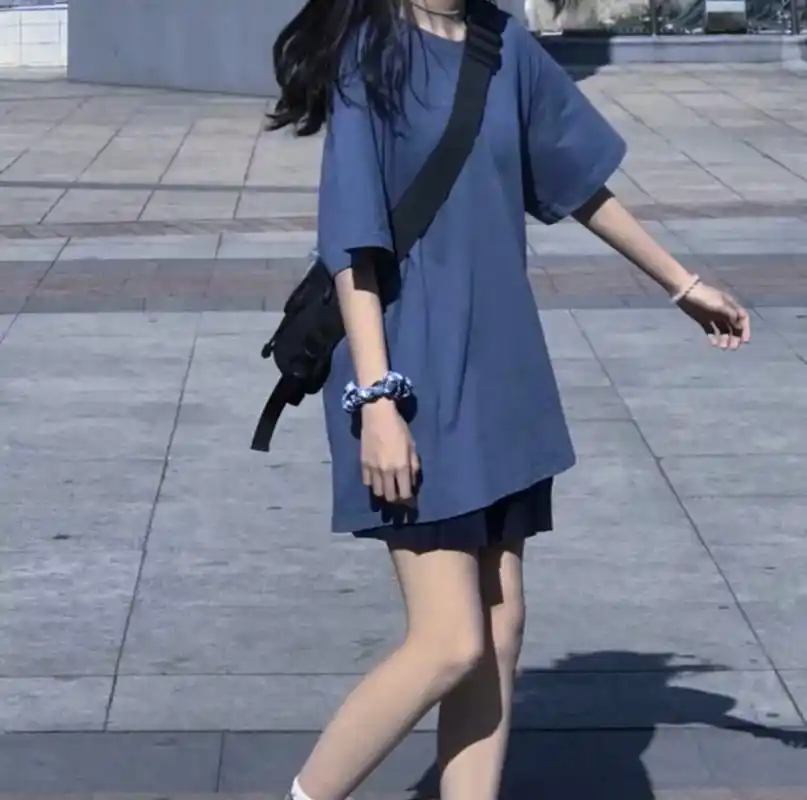 女生头像 点我专辑,还有更多的照片和其他专辑,别错过了记得『点赞』