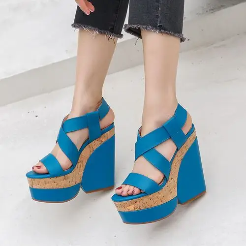 厚底超高高跟凉鞋女夏新款真皮防水台坡跟恨时装凉鞋