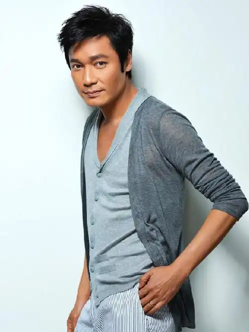 年12月16日生于中国 a target="_blank" href="/item/香港/128775"