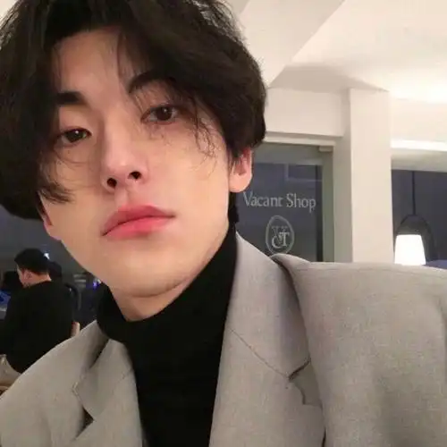 男生头像分享气质清冷男神