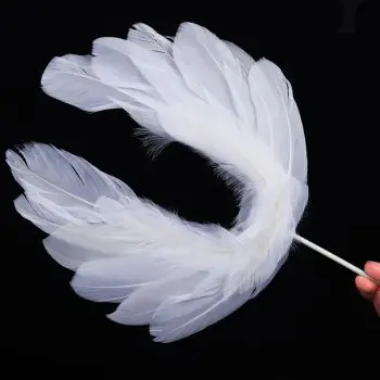 烘焙装饰品成人女王皇冠头饰儿童皇冠生日蛋糕装饰 天使翅膀u型大羽毛