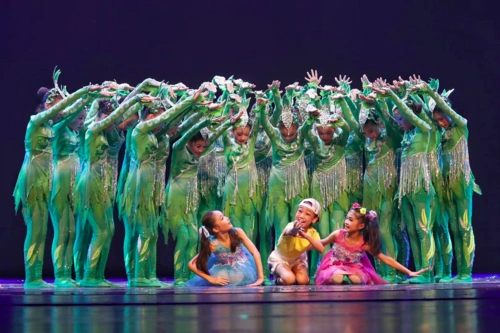 全国的小舞蹈家们都来了!"小荷"汇聚羊城,尽显风采