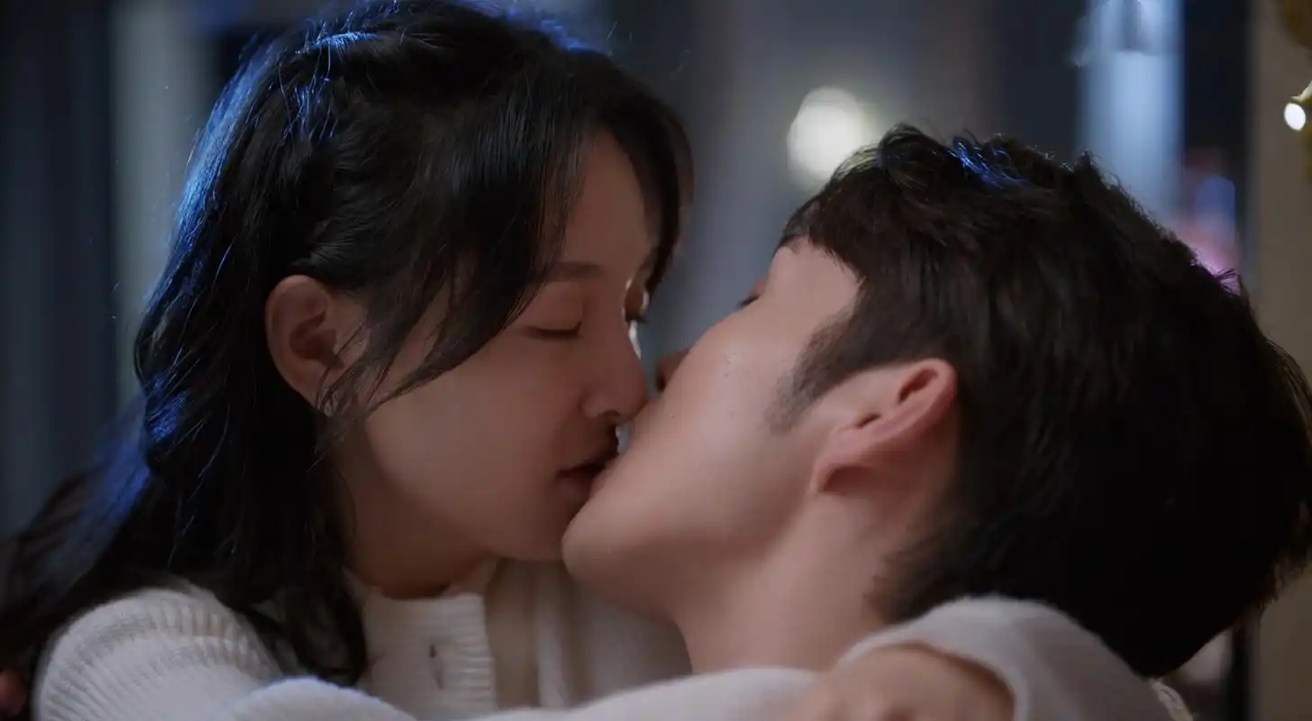 张彬彬吴倩三分野上头# "徐燕时"追老婆,用男性强势的吻让"向园"没有