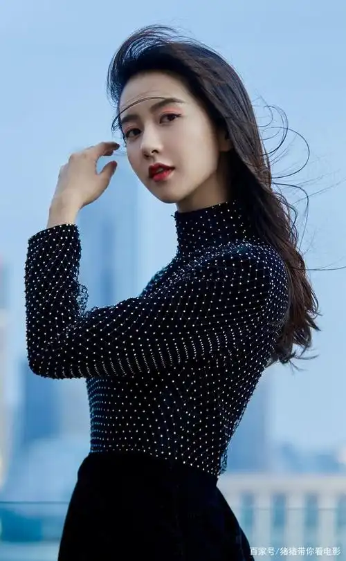 许龄月:温婉的气质美人,让人一见倾心