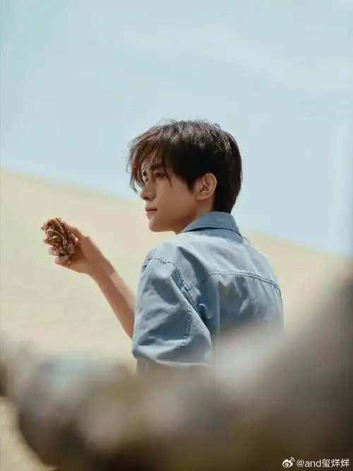 易烊千玺##四字 易烊千玺 yyqx 四字弟弟##一心一意,易烊千玺##易烊