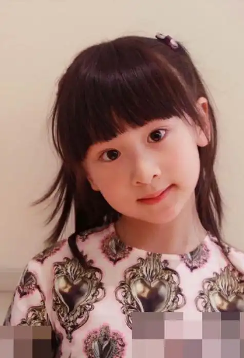 12岁小学女生编扎发造型 充满阳光的孩子编发 - 编发发型 - 发型社