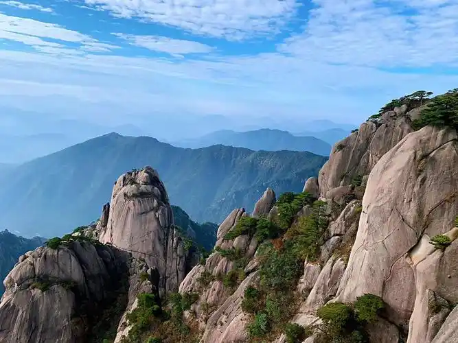 原创中国最美的十大名山之一就在安徽有着天下第一奇山的美誉