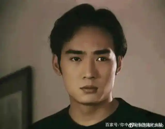 有人说焦恩俊现代装不帅我不服