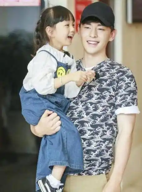 节目组_网友_杨紫