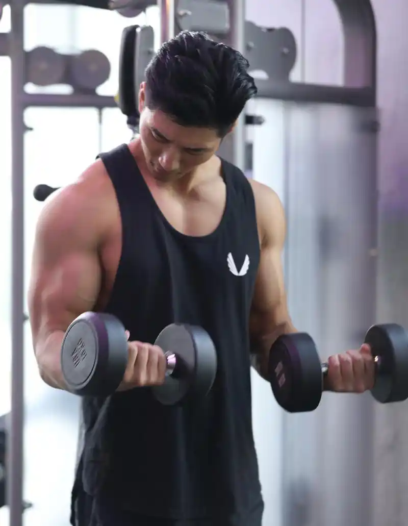 中国肌肉帅哥,健美黄金男模季军李茂鹏