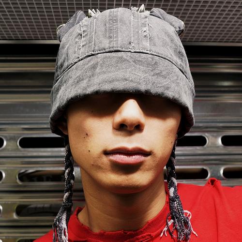 genzero「genzism系列」铆钉水洗牛仔莫西干头辫子瓜皮帽百搭时尚