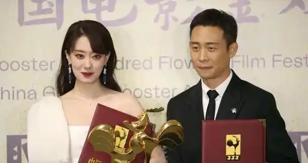 张译爱妻钱琳琳二婚带娃嫁给他丁克16年如今50岁被宠成少女