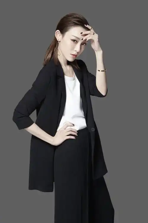 范玮琪力挺小s被群嘲,场景与当年刘涛蒋欣一致