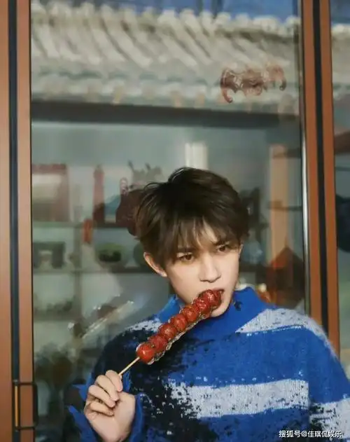 网传易烊千玺赵今麦将主演《白夜行》中国版,期待两人的合作!