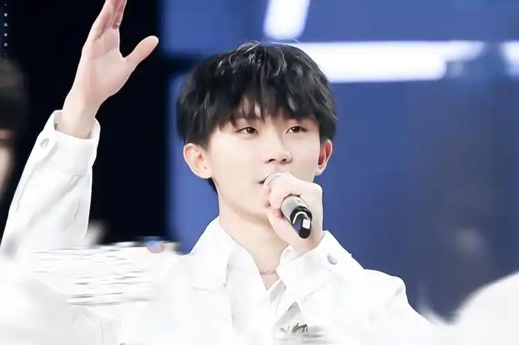 马嘉祺快乐大本营回顾期待第三次快乐大本营