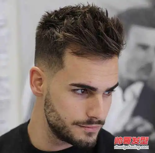 男士四周剃光的发型 欧美潮男个性短发图片(4)