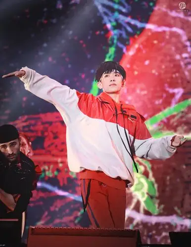 易烊千玺 #tfboys 十八岁生日会舞蹈 高清 帅气