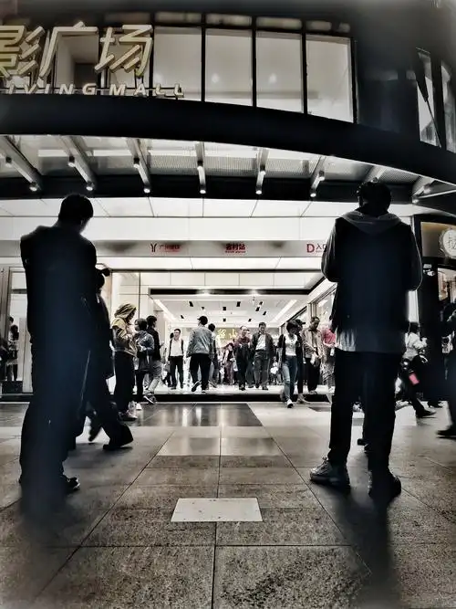 随手拍:匆匆的城市过路人