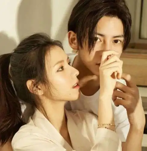 陈柏融张予曦分手,配文语气感觉语气超温柔:都怪男方玩失踪!