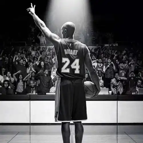 "学历低,成就高"的5位明星,他小学没毕业,今却10亿身家!