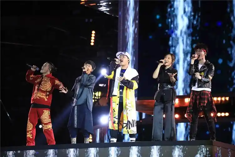 中国好声音2018旦增尼玛夺冠 李健首次当导师就带出冠军(5)_综艺节目