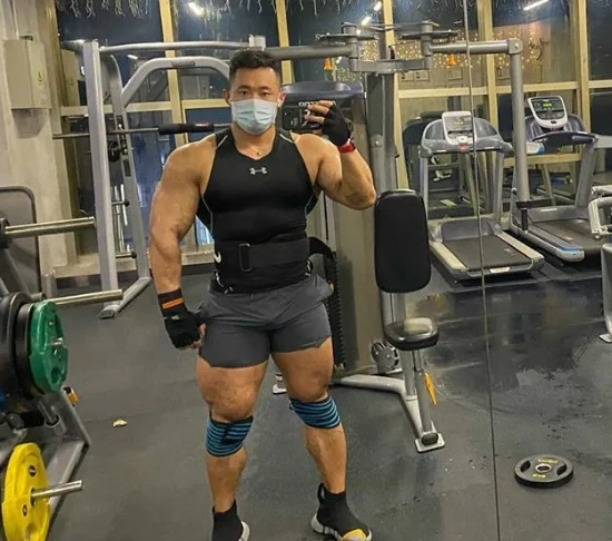 男人臀部比女生还翘,这是种什么体验?