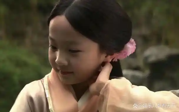 回顾小时候好看又有灵气,长大泯然众人,7位长歪的童星,太可惜