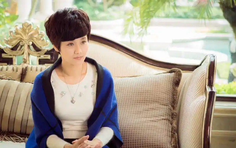 《美丽的秘密》上海热播 李颖再演优雅豪门妈