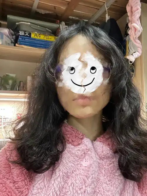 烫头失败 | 点击就看女大学生气垫烫惨变步惊云