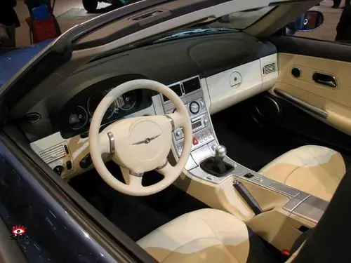 克莱斯勒敞篷车内饰