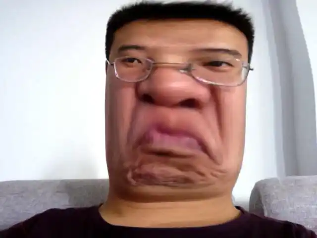 发几张俺自己的搞笑自拍