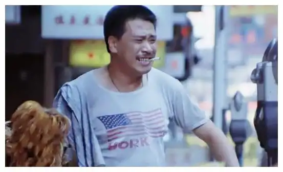 1990年,吴孟达在好友杜琪峰的引荐下,在《天若有情》这部影片中做了