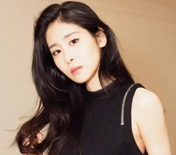 事实证明,离开华晨宇5年后,张碧晨已在"另一个圈子"红得发紫_父母