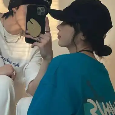 酷酷拽拽的霸气情侣头像一对两张