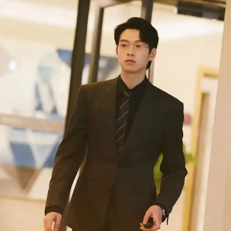 "姐姐严选"魏大勋,也曾胖到220斤