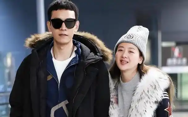 回顾她靠一部剧吃一辈子二婚嫁穷小子今丈夫红到令人忌妒