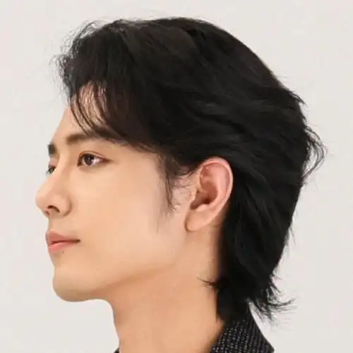 肖战长发全黑造型