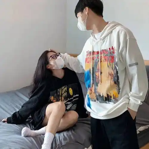 情侣头像能用很久的情头