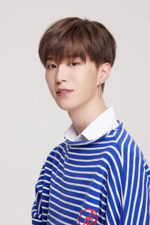 乐华娱乐练习生范丞丞微博粉丝破百万