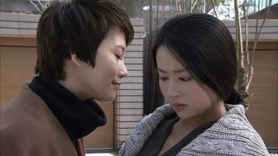 千山暮雪慕咏飞故意找茬态度蛮横十分嚣张童雪霸气反击