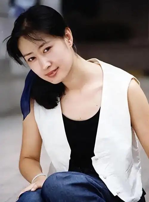 "妈系熟女"刘敏涛,演技精湛,媚眼风情,一点都不输郝蕾