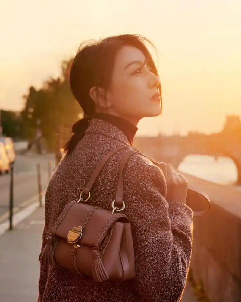 跟着高圆圆学习配色搭配 穿出知性优雅范 属于秋冬的穿搭配色灵感