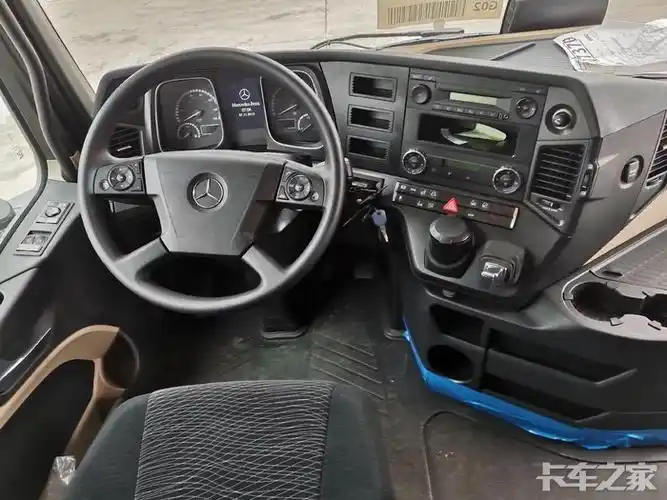 梅赛德斯奔驰新阿克托斯提车了