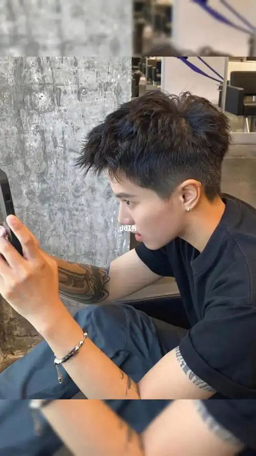 男生摩根烫2022当下最摩根烫烫型不烫卷