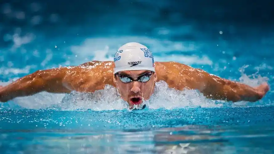 描述: 菲尔普斯游泳-体育高清壁纸 当前壁纸尺寸: 1366 x 768