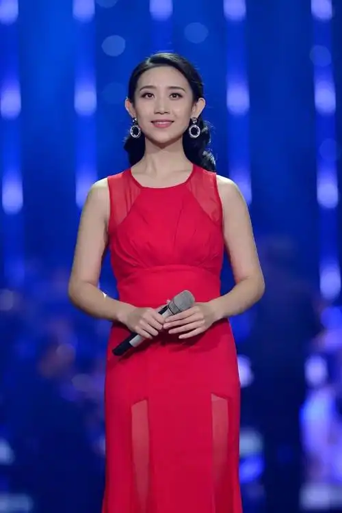 刘洺君:在赤峰起飞的"宝藏女孩"