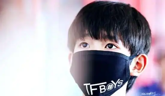 你喜欢的王源不完全是软萌系的